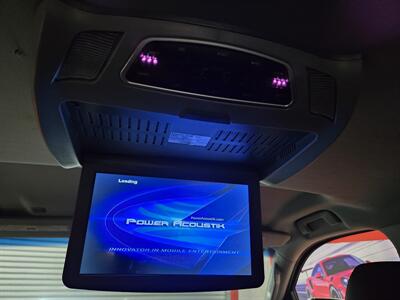 2015 Chevrolet Suburban LT   - Photo 20 - Miami, FL 33155