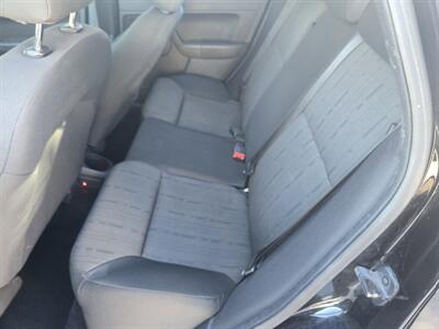 2010 Ford Focus SE   - Photo 11 - Miami, FL 33155