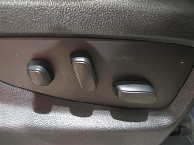 2018 GMC Yukon XL SLT   - Photo 11 - Miami, FL 33155