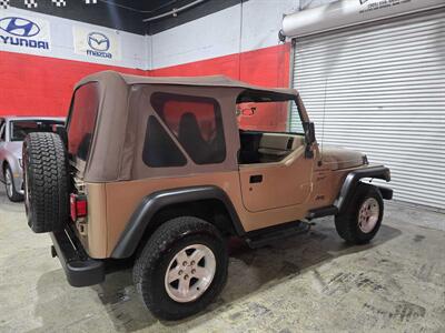 2000 Jeep Wrangler Sport 2dr Sport   - Photo 4 - Miami, FL 33155