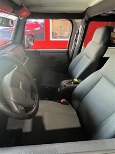 2006 Jeep Wrangler Unlimited Unlimited 2dr SUV   - Photo 9 - Miami, FL 33155