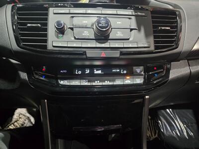 2017 Honda Accord Sport Special Edition   - Photo 18 - Miami, FL 33155