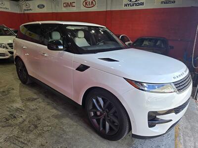 2023 Land Rover Range Rover Sport P360 SE   - Photo 2 - Miami, FL 33155