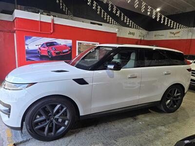 2023 Land Rover Range Rover Sport P360 SE   - Photo 4 - Miami, FL 33155
