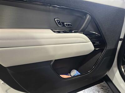 2023 Land Rover Range Rover Sport P360 SE   - Photo 19 - Miami, FL 33155