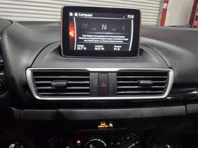 2015 Mazda Mazda3 i Sport   - Photo 10 - Miami, FL 33155