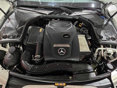 2018 Mercedes-Benz C 300 4MATIC   - Photo 15 - Miami, FL 33155