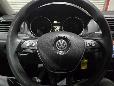 2015 Volkswagen Jetta S   - Photo 7 - Miami, FL 33155