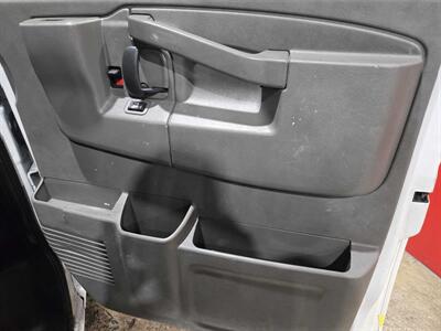 2019 Chevrolet Express 2500 - Photo 17 - Miami, FL 33155