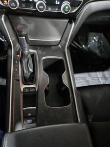 2018 Honda Accord Sport   - Photo 17 - Miami, FL 33155