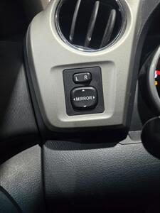 2009 Toyota Matrix - Photo 17 - Miami, FL 33155
