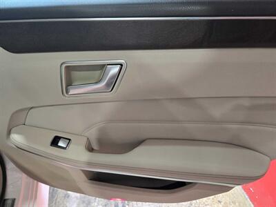 2016 Mercedes-Benz E 350   - Photo 23 - Miami, FL 33155
