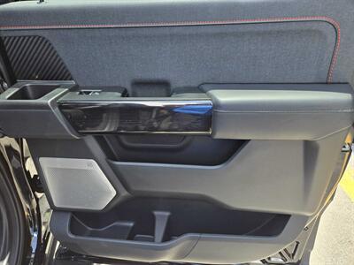 2023 Ford F-150 Raptor   - Photo 17 - Miami, FL 33155