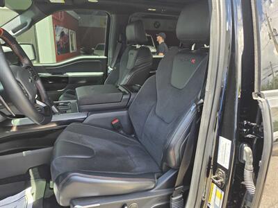 2023 Ford F-150 Raptor   - Photo 12 - Miami, FL 33155