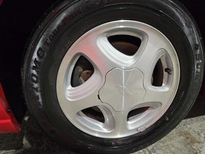 2001 Chevrolet Monte Carlo SS   - Photo 9 - Miami, FL 33155