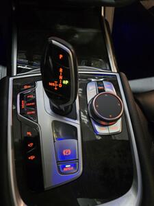 2022 BMW 740i   - Photo 13 - Miami, FL 33155