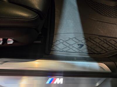 2022 BMW 740i   - Photo 18 - Miami, FL 33155