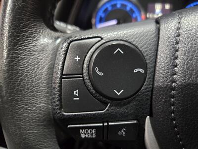 2017 Toyota Corolla LE   - Photo 9 - Miami, FL 33155