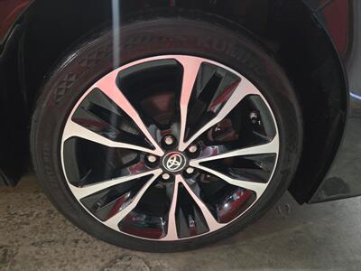 2017 Toyota Corolla LE   - Photo 7 - Miami, FL 33155