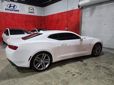 2018 Chevrolet Camaro LT - Photo 4 - Miami, FL 33155