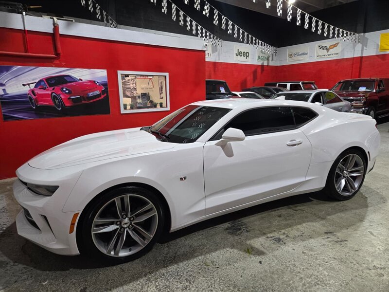 2018 Chevrolet Camaro LT   - Photo 1 - Miami, FL 33155