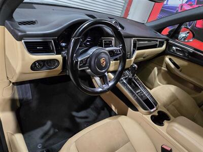 2017 Porsche Macan   - Photo 11 - Miami, FL 33155