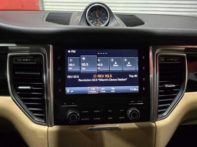 2017 Porsche Macan   - Photo 9 - Miami, FL 33155