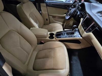 2017 Porsche Macan   - Photo 12 - Miami, FL 33155