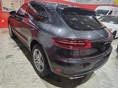 2017 Porsche Macan   - Photo 4 - Miami, FL 33155