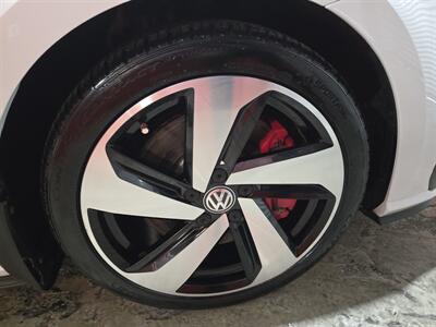 2018 Volkswagen Golf GTI SE   - Photo 11 - Miami, FL 33155