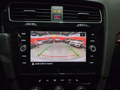 2018 Volkswagen Golf GTI SE   - Photo 15 - Miami, FL 33155