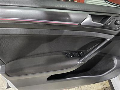 2018 Volkswagen Golf GTI SE   - Photo 24 - Miami, FL 33155
