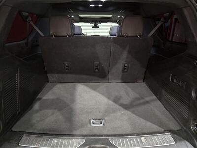 2021 Chevrolet Suburban Premier   - Photo 29 - Miami, FL 33155