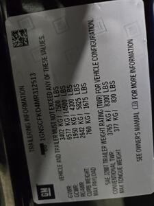 2021 Chevrolet Suburban Premier   - Photo 27 - Miami, FL 33155