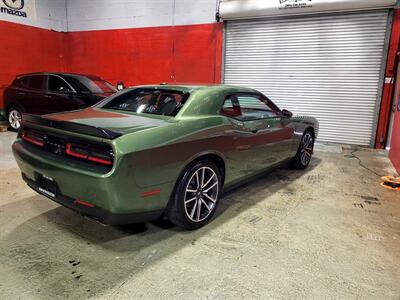 2023 Dodge Challenger R/T   - Photo 3 - Miami, FL 33155