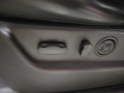 2007 GMC Yukon Denali   - Photo 22 - Miami, FL 33155