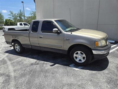 2001 Ford F-150 XL   - Photo 4 - Miami, FL 33155