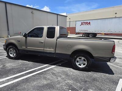 2001 Ford F-150 XL   - Photo 2 - Miami, FL 33155