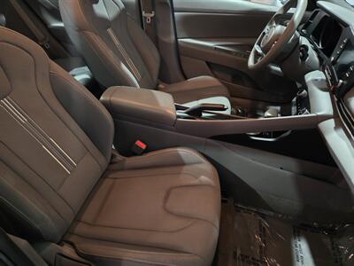 2022 Hyundai ELANTRA SEL - Photo 6 - Miami, FL 33155