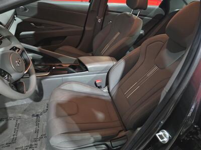 2022 Hyundai ELANTRA SEL - Photo 7 - Miami, FL 33155