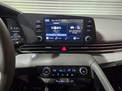 2022 Hyundai ELANTRA SEL - Photo 15 - Miami, FL 33155