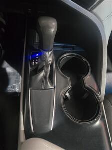 2018 Toyota Camry LE   - Photo 11 - Miami, FL 33155