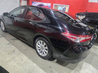 2018 Toyota Camry LE   - Photo 3 - Miami, FL 33155