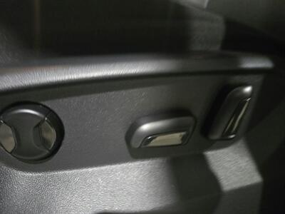 2019 Volkswagen Tiguan SE   - Photo 28 - Miami, FL 33155