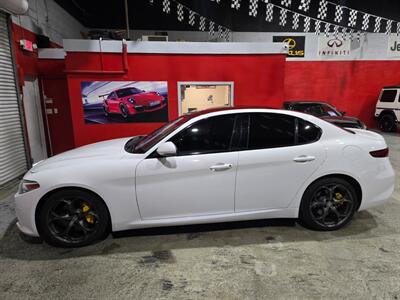 2018 Alfa Romeo Giulia Ti   - Photo 2 - Miami, FL 33155