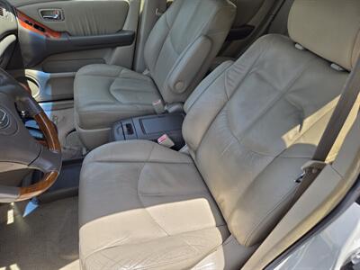2002 Lexus RX 300 - Photo 18 - Miami, FL 33155