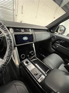 2018 Land Rover Range Rover HSE   - Photo 8 - Miami, FL 33155