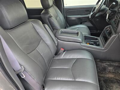 2003 Chevrolet Avalanche 1500 4dr 1500 Crew Cab SB   - Photo 17 - Miami, FL 33155