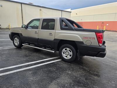 2003 Chevrolet Avalanche 1500 4dr 1500 Crew Cab SB   - Photo 4 - Miami, FL 33155