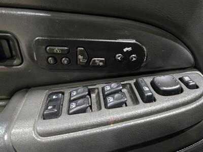 2003 Chevrolet Avalanche 1500 4dr 1500 Crew Cab SB - Photo 19 - Miami, FL 33155